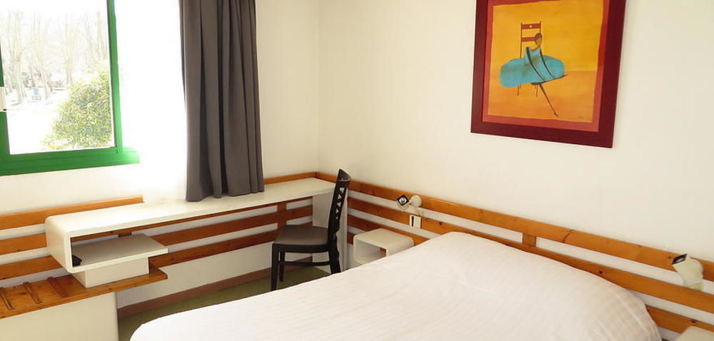 N'Atura Hotel แอร์-ซูร์-ลาดูร์ ภายนอก รูปภาพ