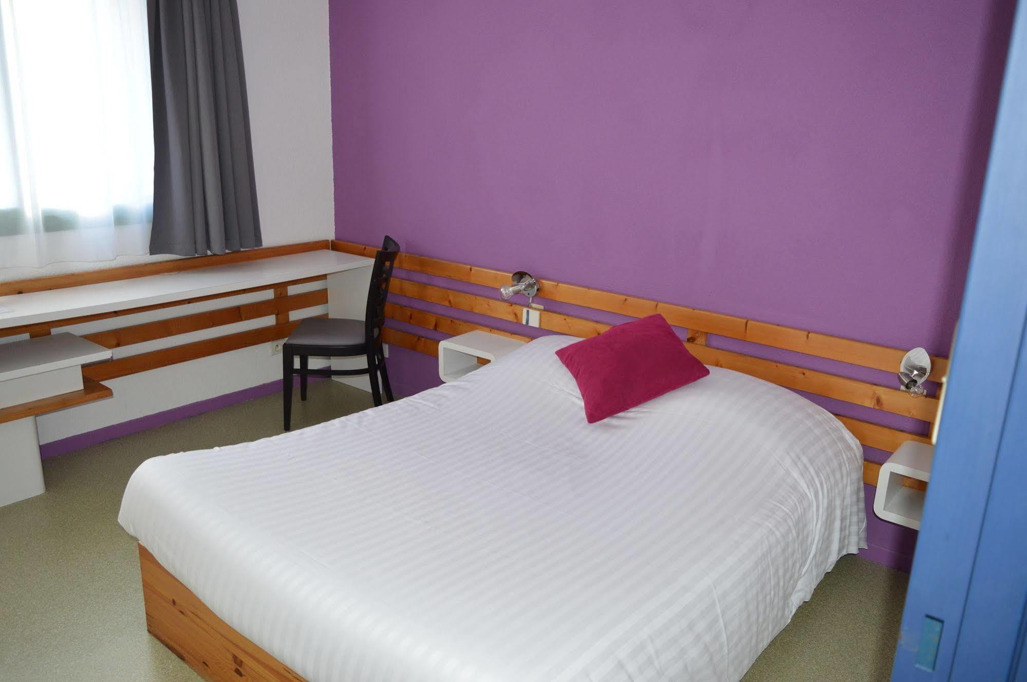 N'Atura Hotel แอร์-ซูร์-ลาดูร์ ภายนอก รูปภาพ