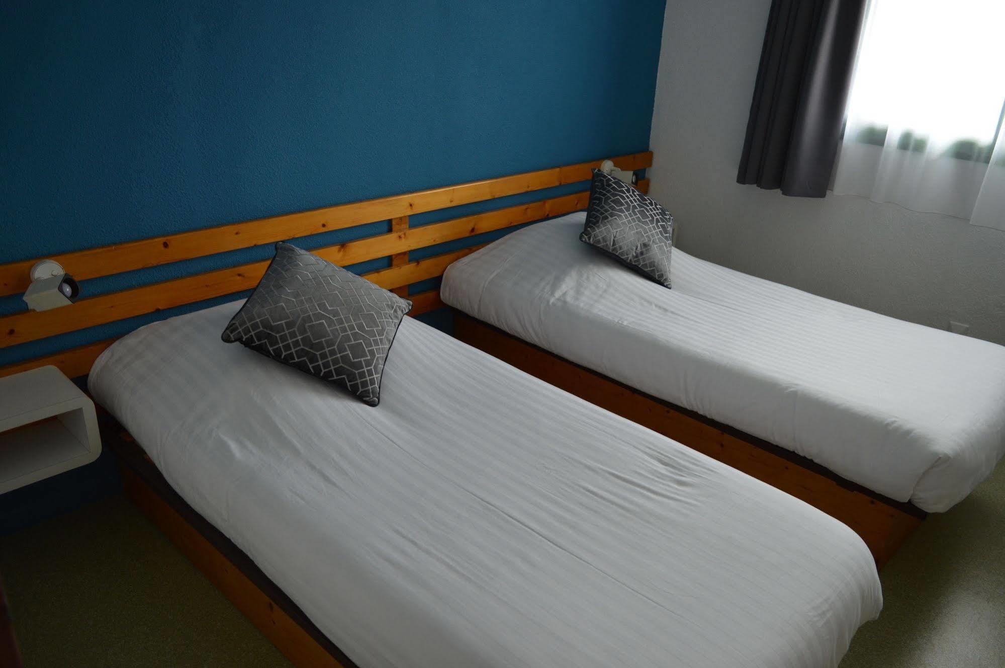N'Atura Hotel แอร์-ซูร์-ลาดูร์ ภายนอก รูปภาพ