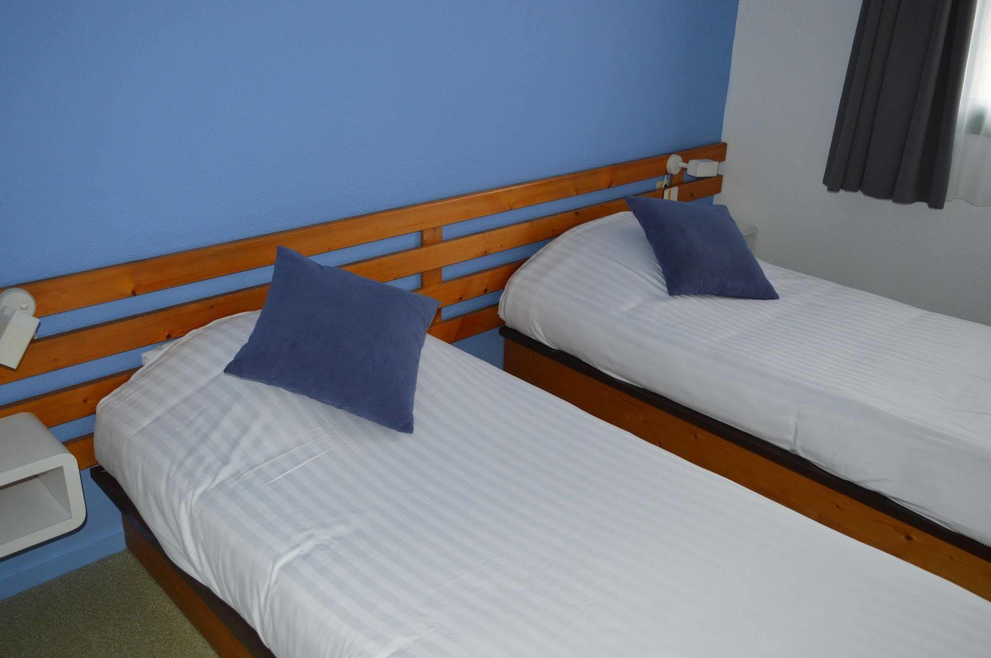 N'Atura Hotel แอร์-ซูร์-ลาดูร์ ภายนอก รูปภาพ